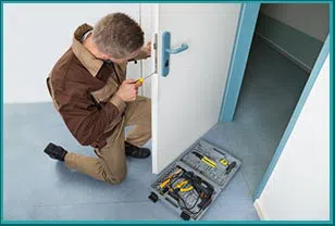 Lakewood Locksmiths Lakewood, CA 562-566-4249 Lakewood Locksmiths Lakewood, CA 562-566-4249 - 17-locksmith-service